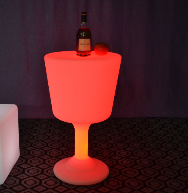 Outdoor Fashion LED Furniture Illuminated tables